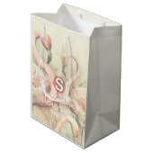 Stijlvolle Chic Flamingo Monogram Personalisatie Medium Cadeauzakje (Achterkant Gekanteld)