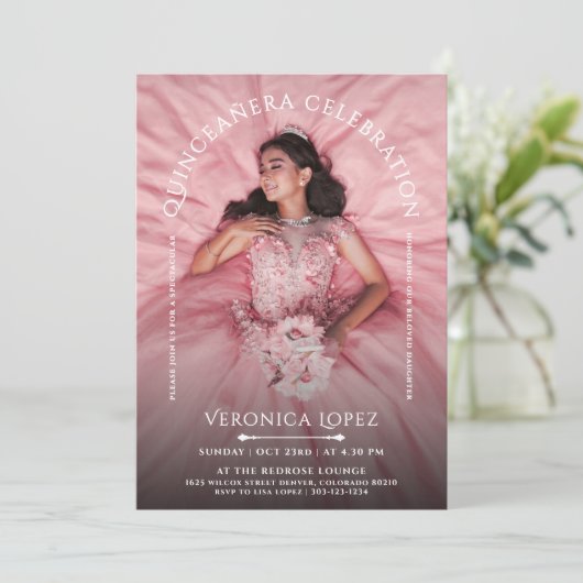 Stijlvolle Chic Girl Bday Klassieke Witte Typograf Kaart (Staand voorkant)