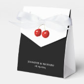 Stijlvolle  Chic Red Cherry Black White Wedding Bedankdoosjes (Voorkant Zijde)