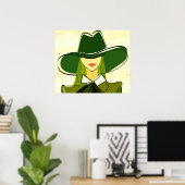 Stijlvolle dame in groen met poster voor mode van  (Thuiskantoor)