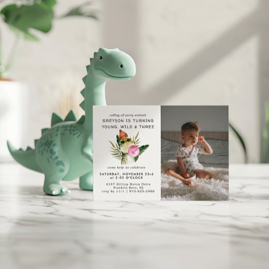 Stijlvolle dinosaurus | Uitnodiging verjaardagsfee