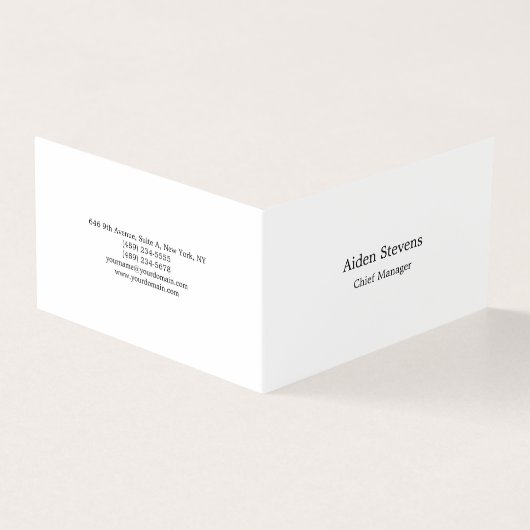 Stijlvolle eenvoudige effen zwart-wit minimalistis visitekaartje (Buitenkant)