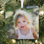 Stijlvolle eenvoudige kerst minimale leuke foto metalen ornament<br><div class="desc">Gemakkelijk diy en aanpassen met uw eigen afbeeldingen deze stijlvolle eenvoudige kerstboom Minimal Fun Photo Metal Ornament. Voeg elke aangepaste foto-indeling: verticaal portret, horizontaal landschap, vierkant gevormd. Creëer Uw eigen unieke aandenken foto cadeau voor familie, kinderen, grootouders, vrienden. Ontwerp uw eigen vakantiedecoratie, autodecor, het decor van de voertuigauto, maak het...</div>