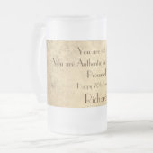 Stijlvolle en humoristische gepersonaliseerde 70st matglas bierpul (Voorkant links)