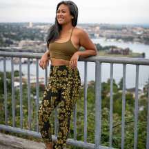 Stijlvolle gouden bloemenprint op zwart