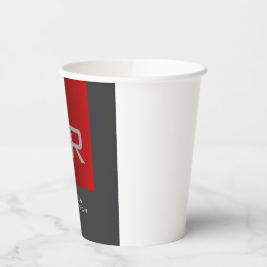 Stijlvolle Grijs Rood Trendy Monogram Naam toevoeg Papieren Bekers (Links)