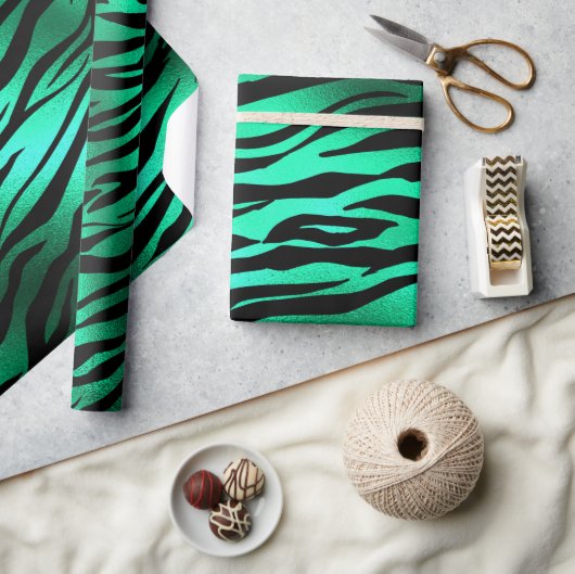Stijlvolle Groen en Zwart Wild Tiger Stripes Safar Cadeaupapier (Crafts)