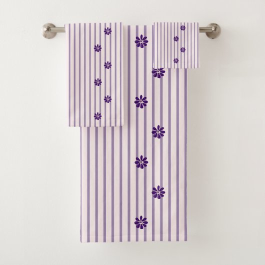 Stijlvolle indigo bloemen, blush & violet gestreep bad handdoek (Insitu)