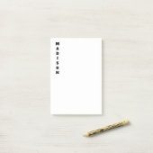 Stijlvolle kalligrafie naam zwart & wit post-it® notes (Op bureau)