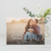 Stijlvolle kalligrafie Twee foto-minimalistische Q Save The Date (Staand voorkant)