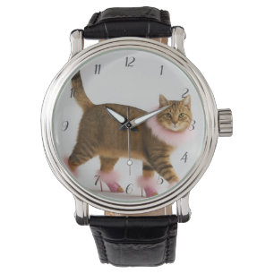 Stijlvolle kat in roze hakken en pluizige glamo Horloge
