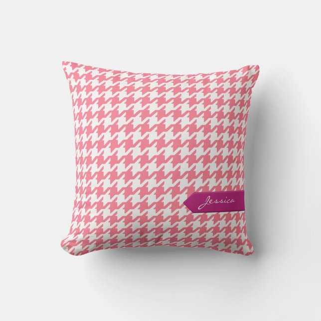 Stijlvolle klassieke roze houndstooth met monogram kussen (Voorkant)