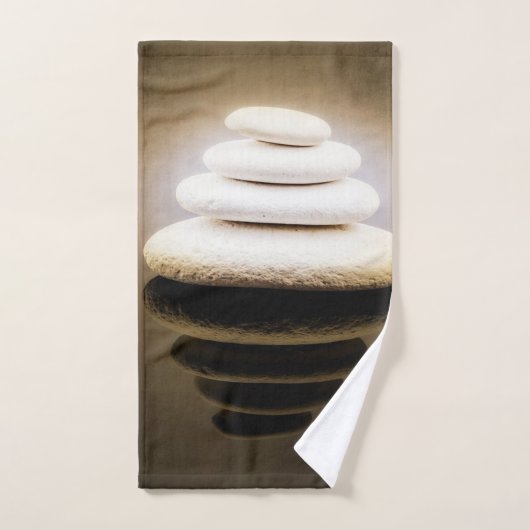 Stijlvolle kleuren in Zen Stones Bad Handdoek (Handdoek)