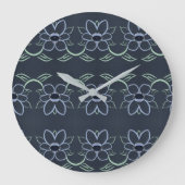 Stijlvolle klok met marineblauw (Voorkant)