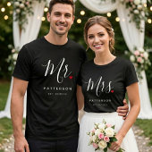 Stijlvolle mevrouw Aangepaste achternaam en datum T-shirt