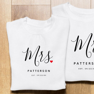 Stijlvolle mevrouw Aangepaste achternaam en datum T-shirt