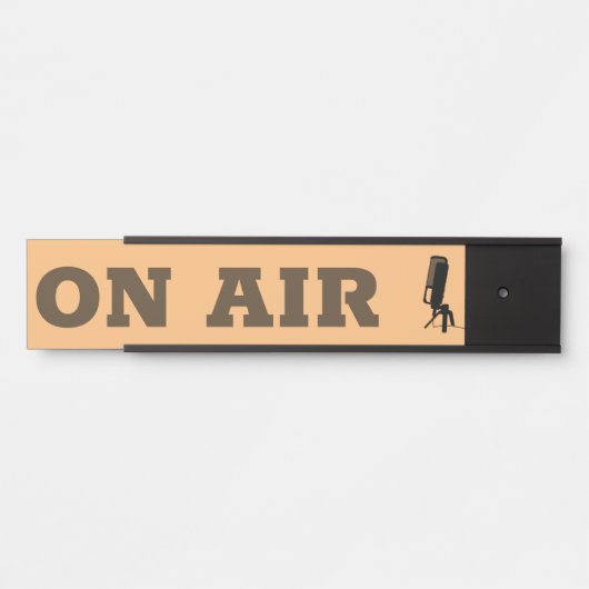 Stijlvolle microfoon, op het teken van de luchtdeu deurbordje (Voorkant)