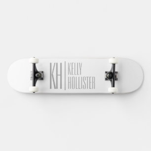 Stijlvolle minimal & Modern Grey Initialen & Naam Persoonlijk Skateboard