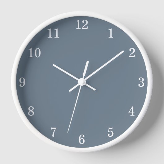 Stijlvolle Minimalistische Koele Grijze Wandklok (Voorkant)