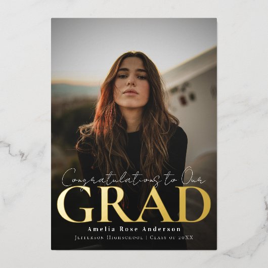 Stijlvolle Modern Afstuderen Aankondiging Kaart (Voorkant)
