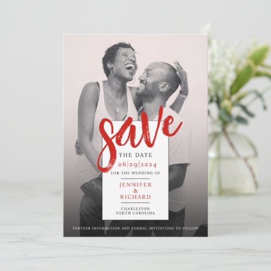 Stijlvolle moderne eenvoudige rood en wit foto bru save the date (Staand voorkant)