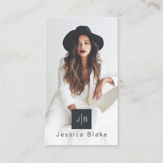 Stijlvolle Moderne Ondernemer Monogram Foto QR Cod Visitekaartje (Voorkant)