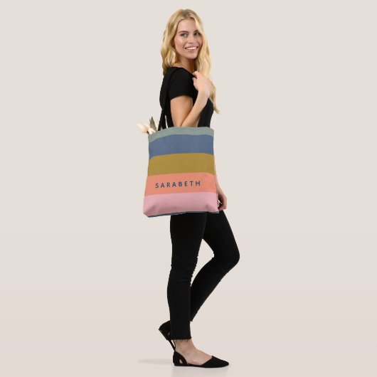 Stijlvolle moderne strips in  Earth Tones Name Tote Bag (Op model)