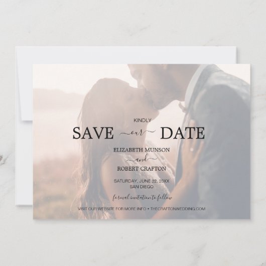 Stijlvolle moderne trouwfoto slaat de datum op save the date (Achterkant)