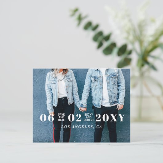 Stijlvolle moderne Typografie Foto slaat de datum  Aankondigingskaart (Staand voorkant)