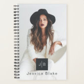 Stijlvolle moderne vrouw ondernemer foto monogram planner (Voorkant)
