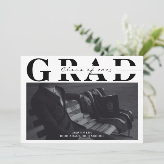 Stijlvolle Monogram 2 Foto Afstuderen Kaart (Staand voorkant)