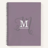 Stijlvolle Monogram en Naam Kalligrafie Paarse Notitieboek (Voorkant)
