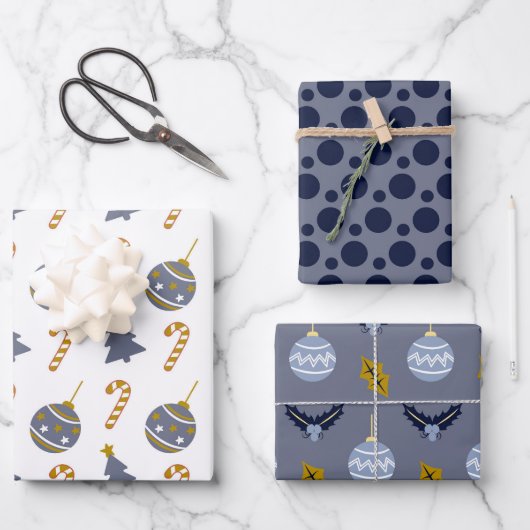 Stijlvolle Navy Spot Christmas Bauble Mix Trio Inpakpapier Vel (Voorkant)