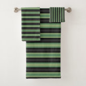 Stijlvolle Olive Sage Groen Zwart 3D Gestreept Bad Handdoek (Insitu)