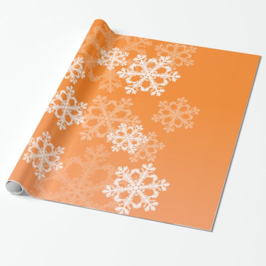 Stijlvolle Oranje sneeuwvlokken Modern kerstpatroo Cadeaupapier (Uitgerold)