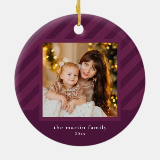 Stijlvolle Paarse Streep Eenvoudige Foto Kerst Keramisch Ornament (Achterkant)