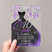 Stijlvolle paarse zwarte jurk zoet 16 monogram acryl uitnodigingen (Insitu (Draagbaar))