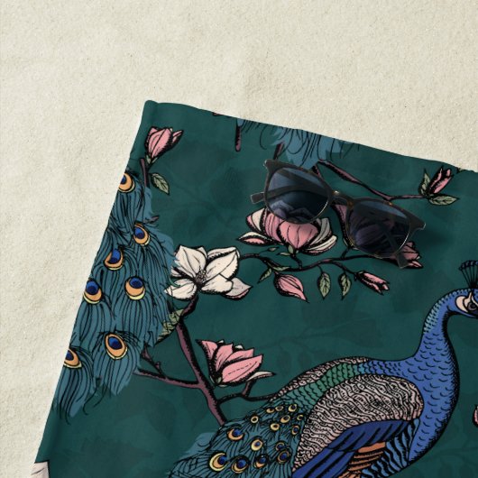 Stijlvolle Pauw en Bloem Bruidsmeisje Blauwgroen Strandlaken (In situ)