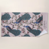 Stijlvolle Pauw en Bloem Bruidsmeisje Blush Pink Strandlaken (Voorkant)