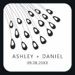 Stijlvolle Peacock Feather Modern Sticker, Favor T Vierkante Sticker<br><div class="desc">Modern. Minimaal. Dit collectie gebruikt gestileerde pekveren om een elegante blik op je speciale dag te creëer.</div>