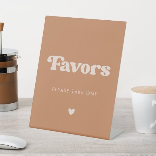 Stijlvolle retro bruine suiker trouwgunsten reclamebord met voetstuk (Insitu)