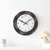 Stijlvolle rode rode witte bloemen op zwart grote klok (Huis)