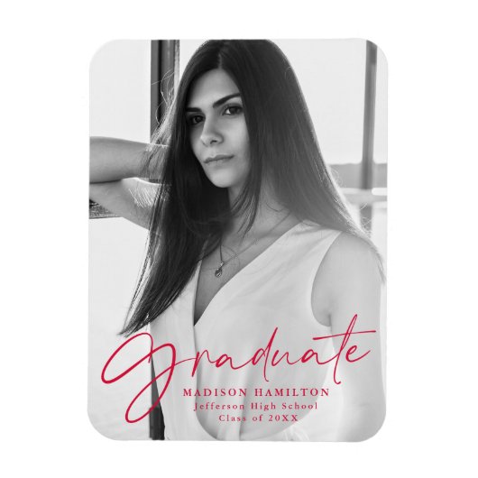 Stijlvolle rode script Afstuderen aankondiging fot Magneet (Verticaal)