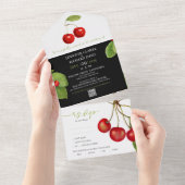 Stijlvolle rode witte zwarte kersenvruchten QR bru All In One Uitnodiging (Afscheurbaar)