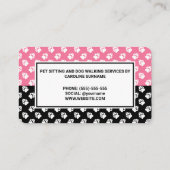 Stijlvolle roze en zwarte poten die op het witte v visitekaartje (Achterkant)