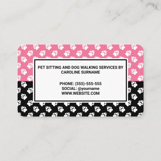 Stijlvolle roze en zwarte poten die op het witte v visitekaartje (Achterkant)