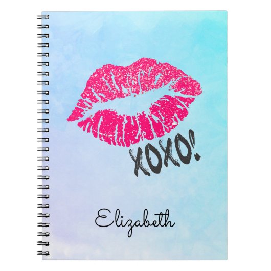 Stijlvolle roze Kissy Lips met xoxo! Blauwe Waterv Notitieboek (Voorkant)