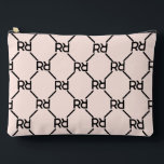 Stijlvolle Roze Monogram Naam Meisje Initiaal Luxe Etui<br><div class="desc">Stijlvolle Roze Monogram Naam Meisje Initiaal Luxe Accessoirezak Houd uw benodigdheden in stijl met onze aangepaste monogram gesneden en naai accessoirezak, met een chique blush roze achtergrond en een verfijnd monogram patroon. Dit veelzijdige zakje is ideaal voor het opbergen van make-up, technische gadgets, briefpapier of kleine items die u onderweg...</div>