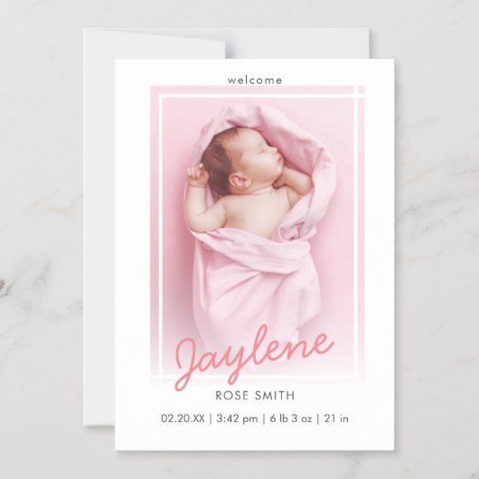 Stijlvolle roze script foto geboorte aankondiging (Voorkant)