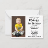 Stijlvolle Script Boy 1e verjaardag foto uitnodigi Notitiekaartje (Voorkant)